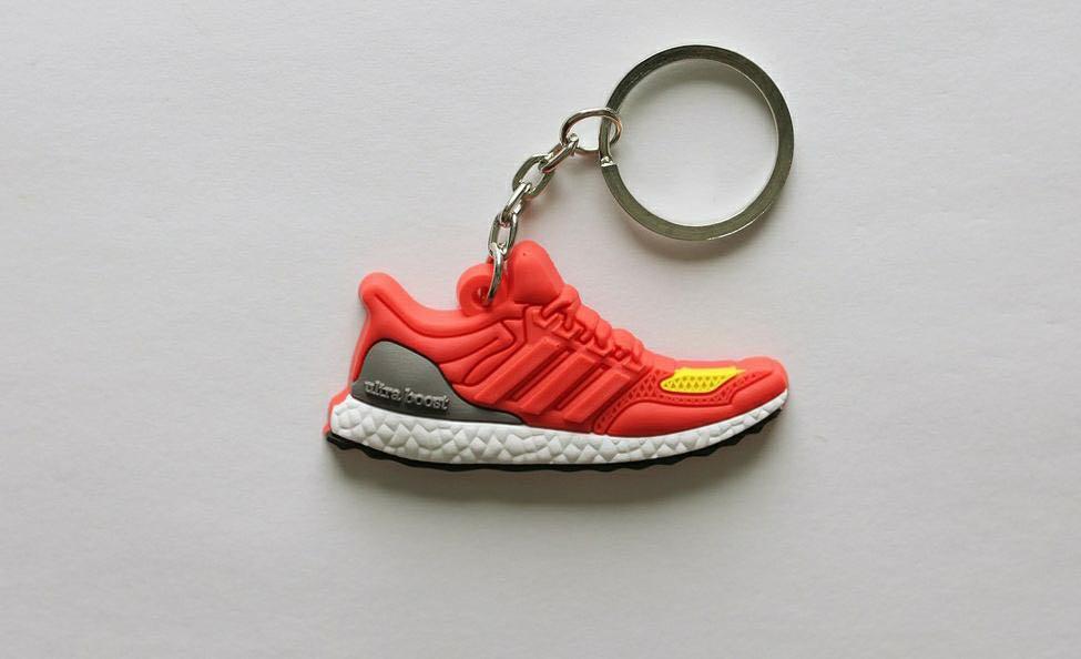 BRAND NEW INSTOCK ULTRA BOOST UB shoes 2D keychain