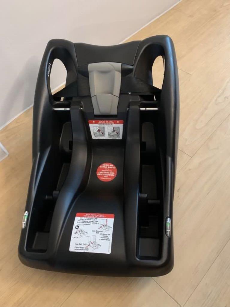 Britax Bsafe B35 Baby infant Car seat with base also Babies Kids Going Out Car Seats on Carousell
