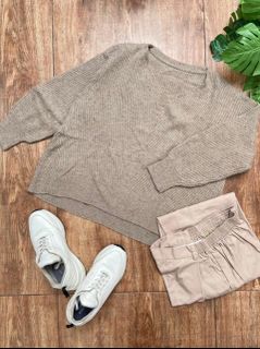(Kategori: ) berada di . Dikirim oleh sweethrift (ID iklan 1080844622, Gambar 1). Deskripsi: .