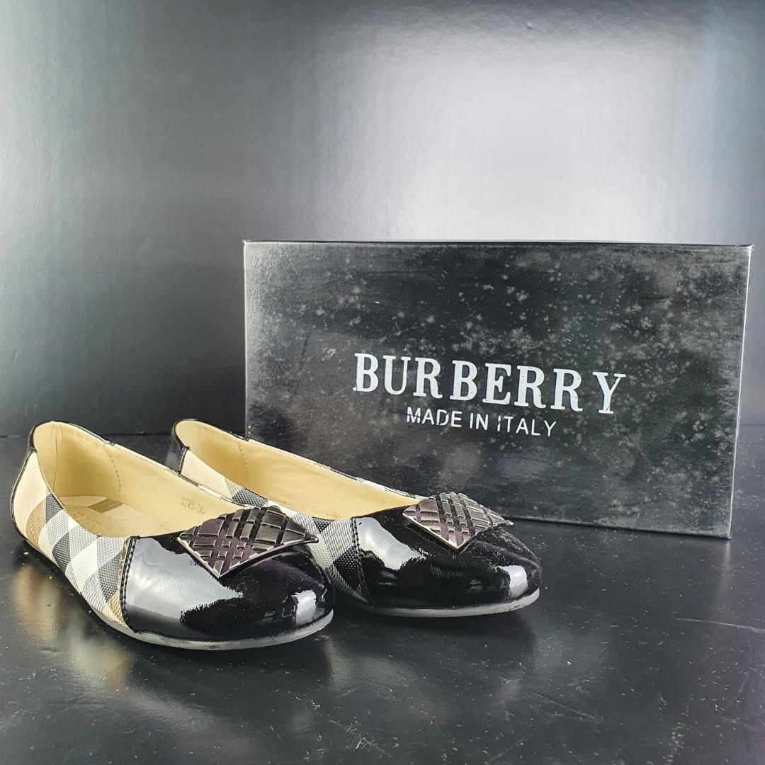 Burberry women shoes, Women's Fashion, Footwear, Sneakers on Carousell