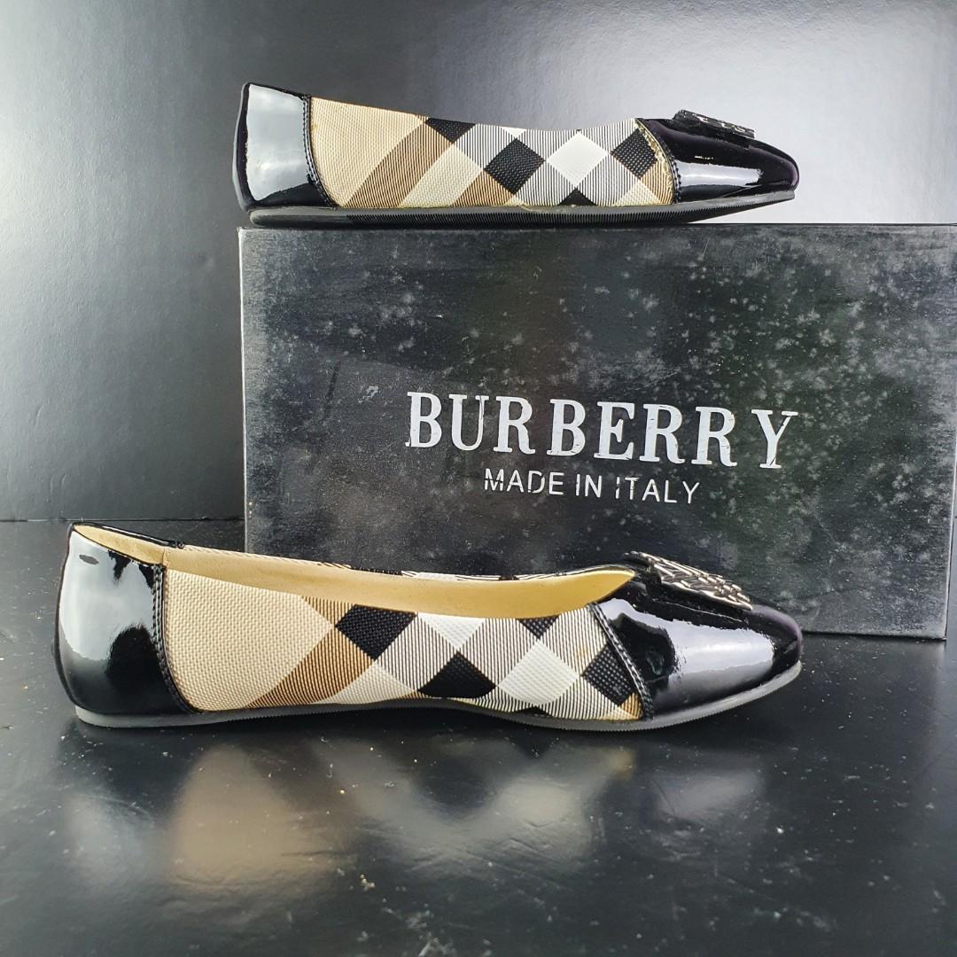 Burberry shop women's shoes