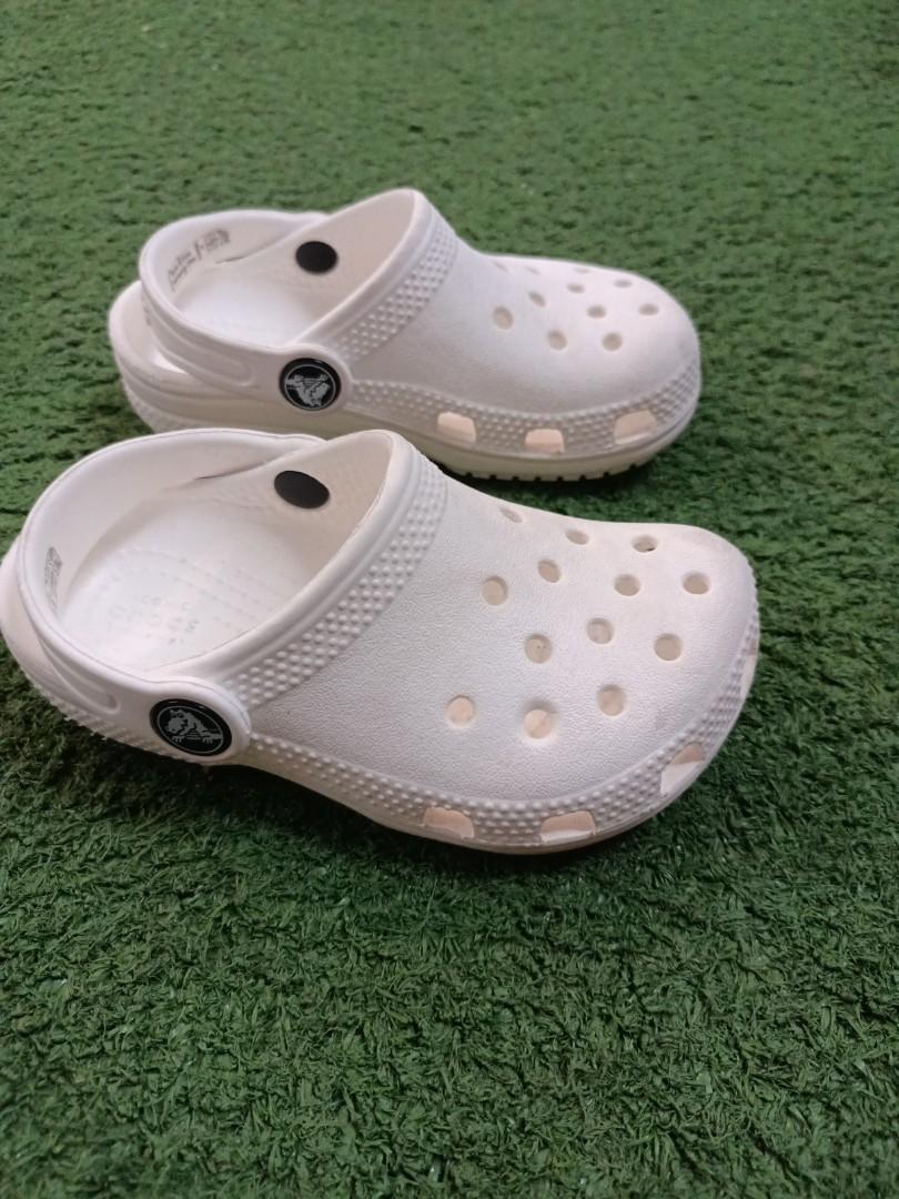 White clearance youth crocs