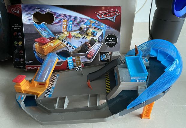 Disney cars mini racers track hot sale