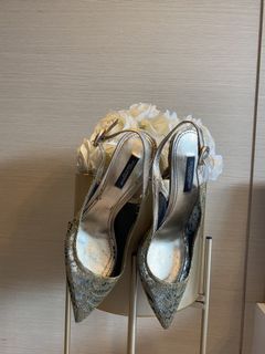 (Category: ) located in . Submitted by emeraldluxe (Listing ID 1080915618, Image 1). Description: .