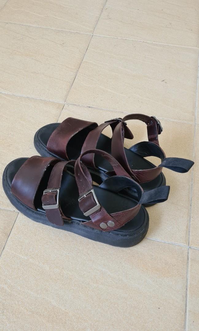 dr martens gryphon brando