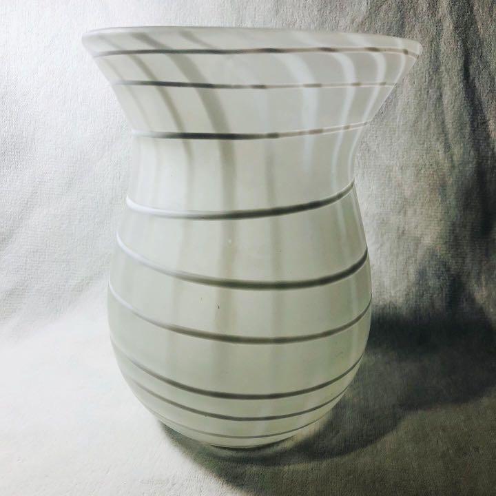 Gorgeous Frosted Glass Vase With White Checkered Like Pattern Furniture Home Living Home Decor Vases Decorative Bowls On Carousell