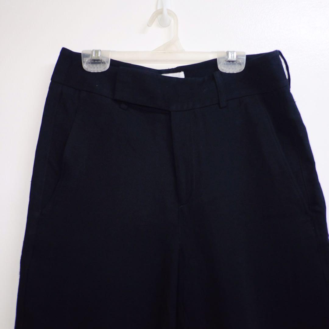 Helmut Lang shorts (Category: Other Bottoms) located in Las Pinas. Submitted by ekekstuff (Listing ID 1080828234, Image 3). Description: Helmut Lang shorts, barely used and guaranteed authentic! Message me for measurements. Payment: BDO and Gcash.