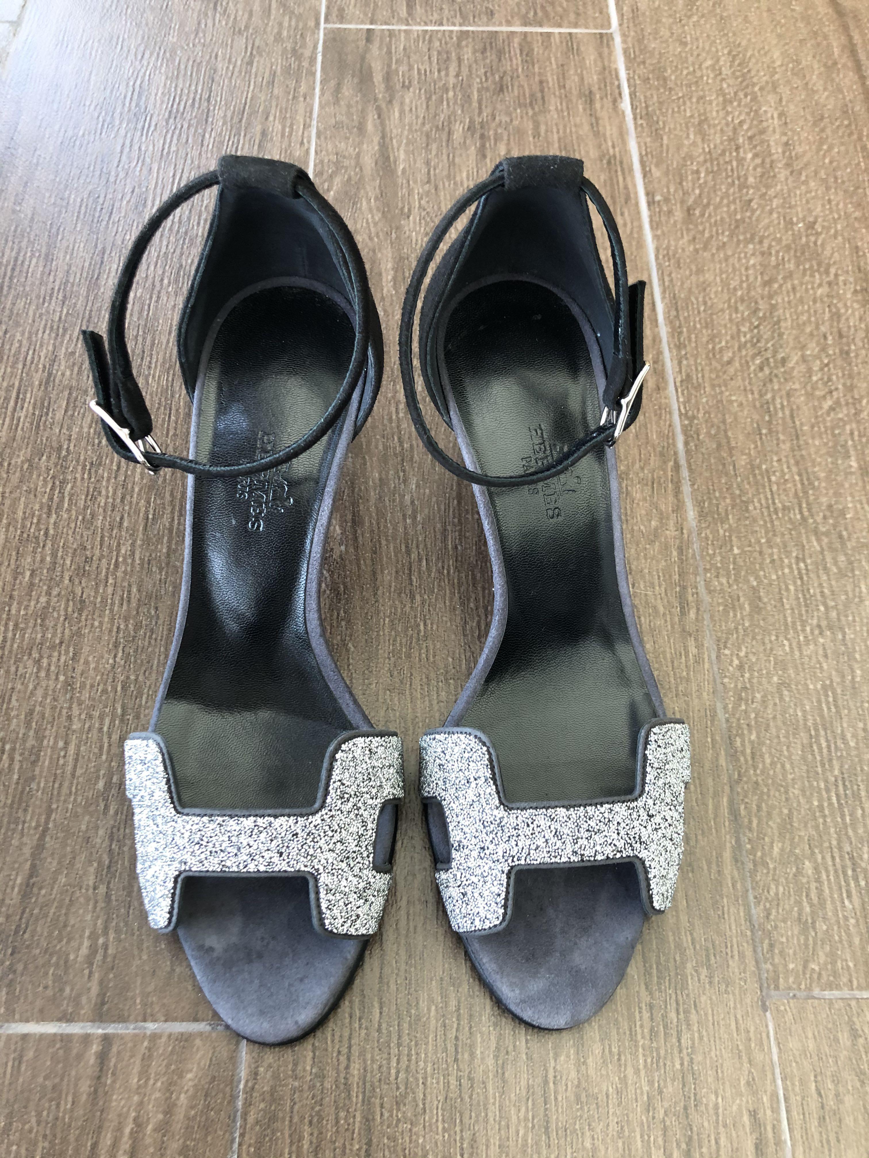 Hermes black heels best sale