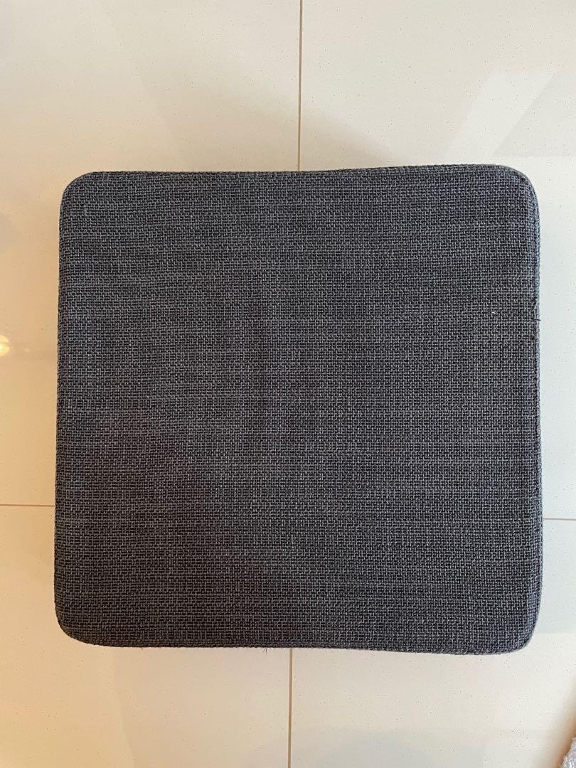 Hillared chair sales pad