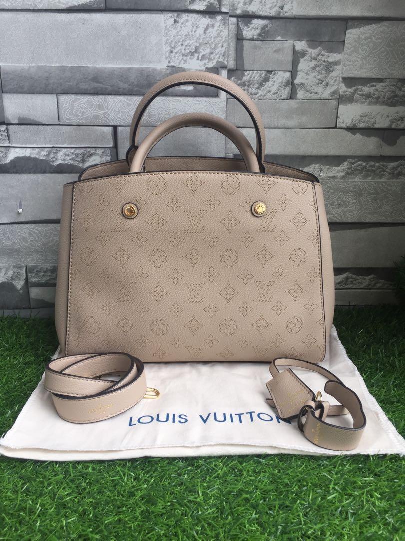 LOUIS VUITTON BOULOGNE 2021! // WHAT FITS?! MOD SHOTS! 