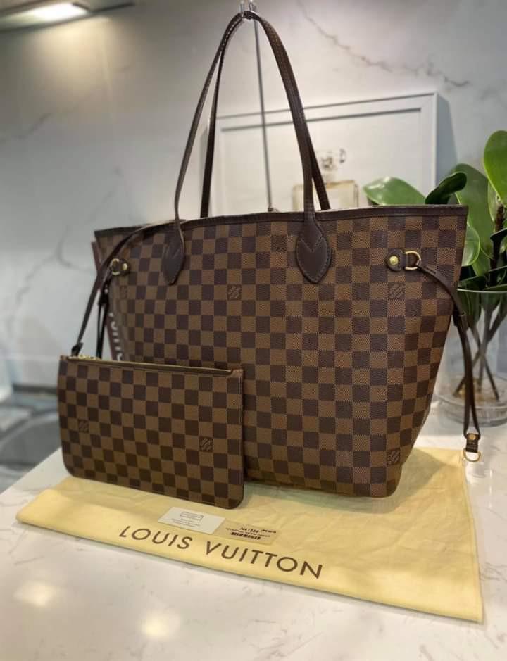 LV Neverfull MM with Pouch Damier Ebene 2016 (Category: Luxury Bags & Wallets) located in Manila. Submitted by bagislifeshop (Listing ID 1080910764, Image 3). Description: On Hand in PH🇵🇭 100% Authentic LV Neverfull MM with Pouch in Damier Ebene 2016 Condition: 9/10 Comes with Dustbag and Pouch Disclaimer: All Products, Names, Brands, and Logos are owned by their respective brand owners. We are not affiliated with the Brand featured in this pos
