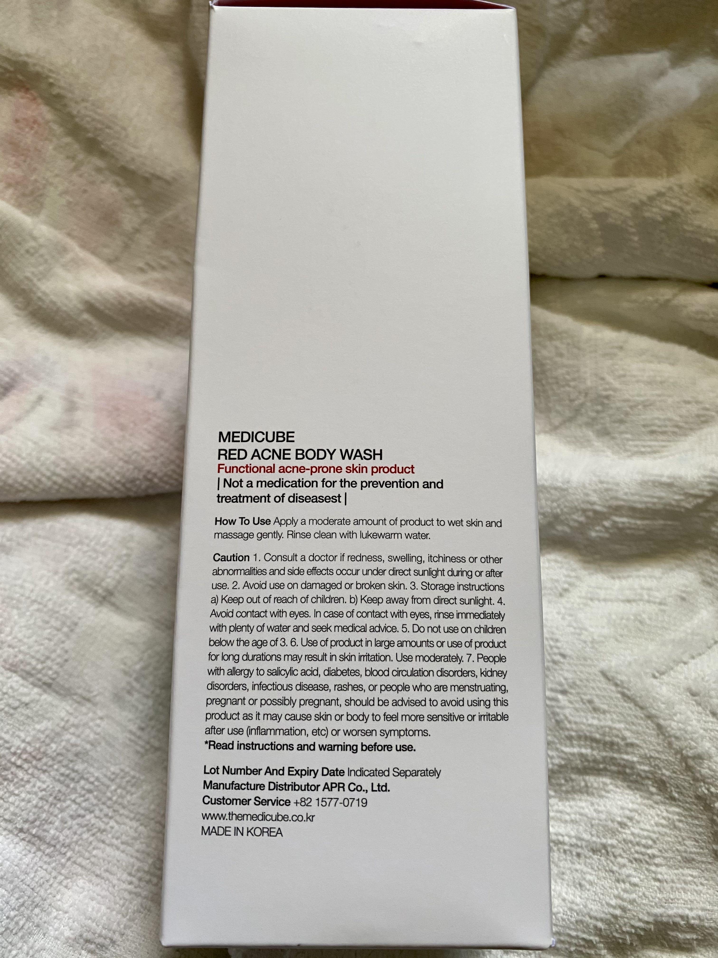 MEDICUBE Red Acne Body Wash 400ml 36, Beauty & Personal Care, Bath