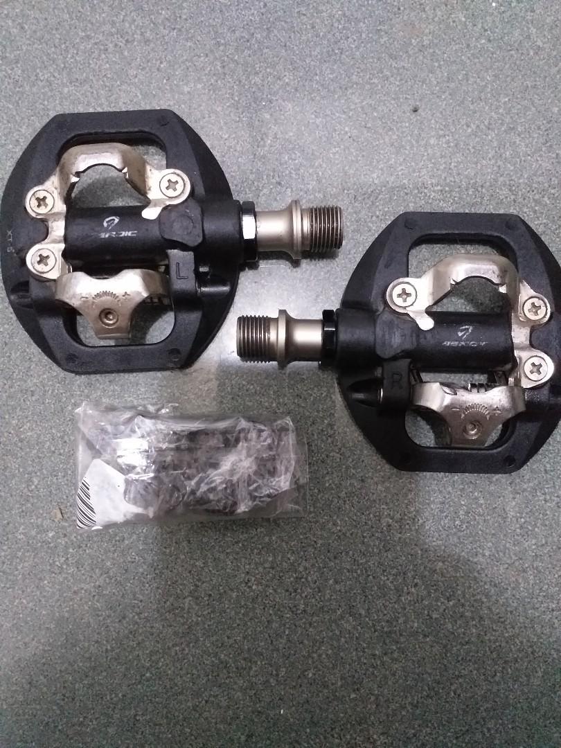 Aeroic deals cleats pedal