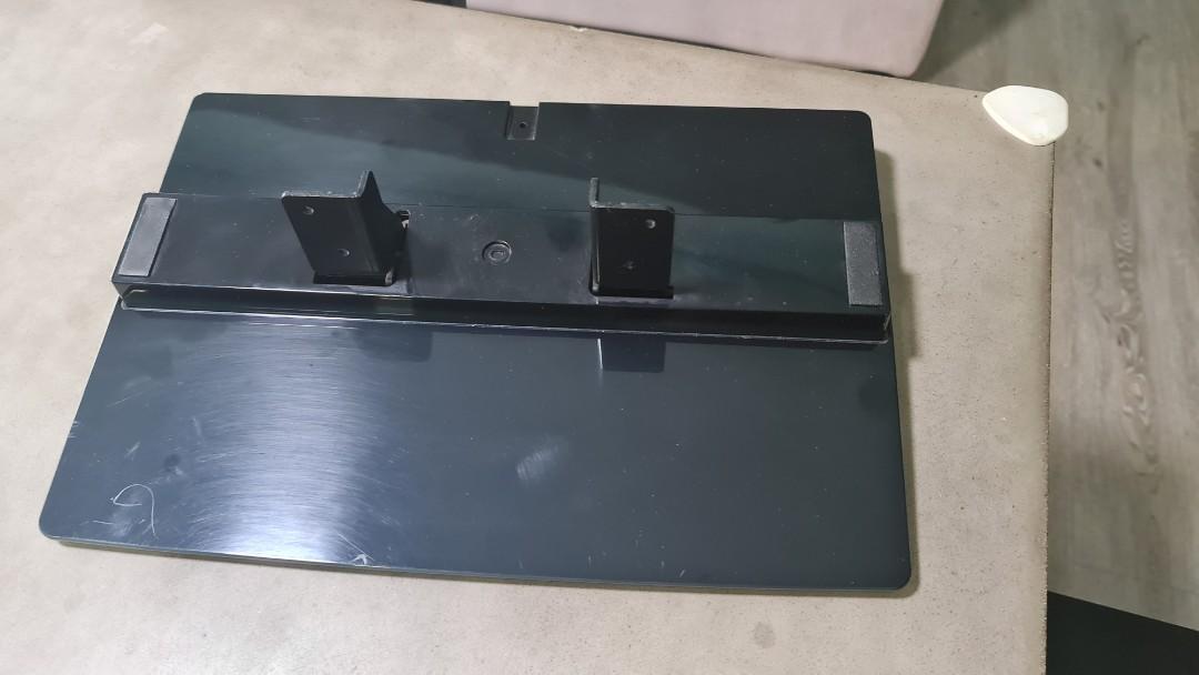 Panasonic tv mount viera 42", TV & Home Appliances, TV & Entertainment