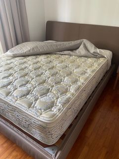 (Category: ) located in . Submitted by bgfll (Listing ID 1080827073, Image 1). Description: .