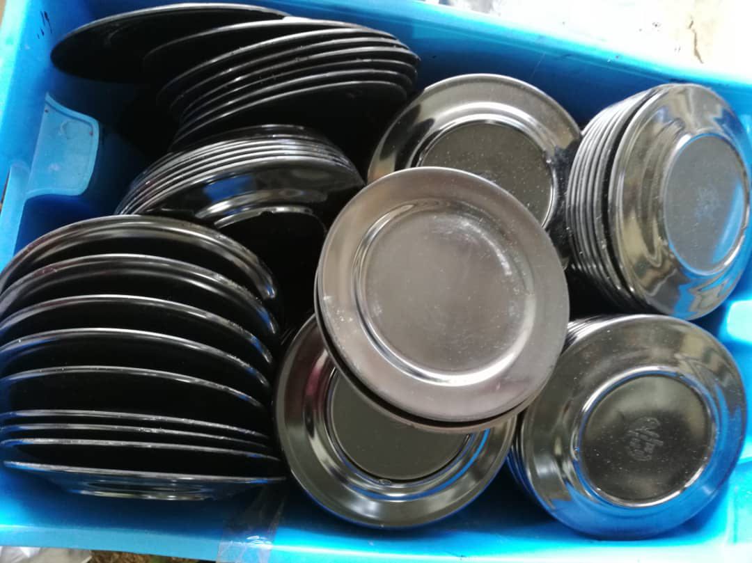 Black color plate, Furniture & Home Living, Kitchenware & Tableware ...