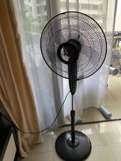 (Category: ) located in . Submitted by hgmart (Listing ID 1080805918, Image 1). Description: .
