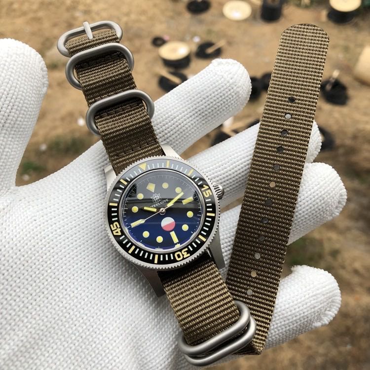 Steeldive 1952T Fifty Fathoms 