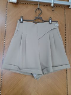 （分類：）位於 。 由 lizzybackyard 提交（商品編號 1080839624，圖片 1）。簡介： 。