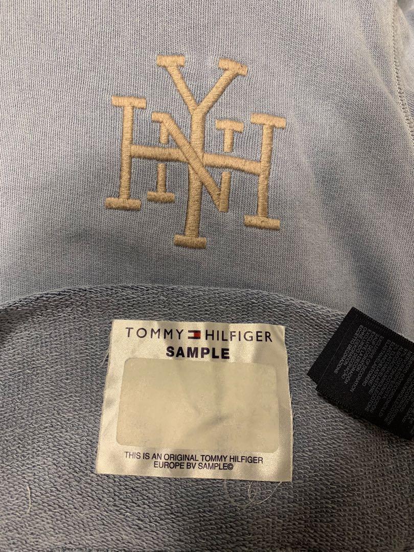 Tommy Hilfiger vintage fit sweater T shirt Carousell