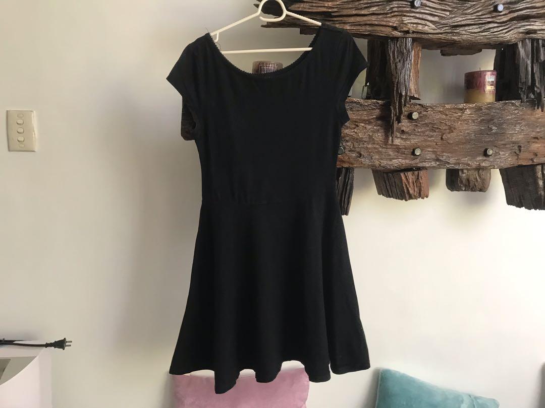 Topshop black online skater dress