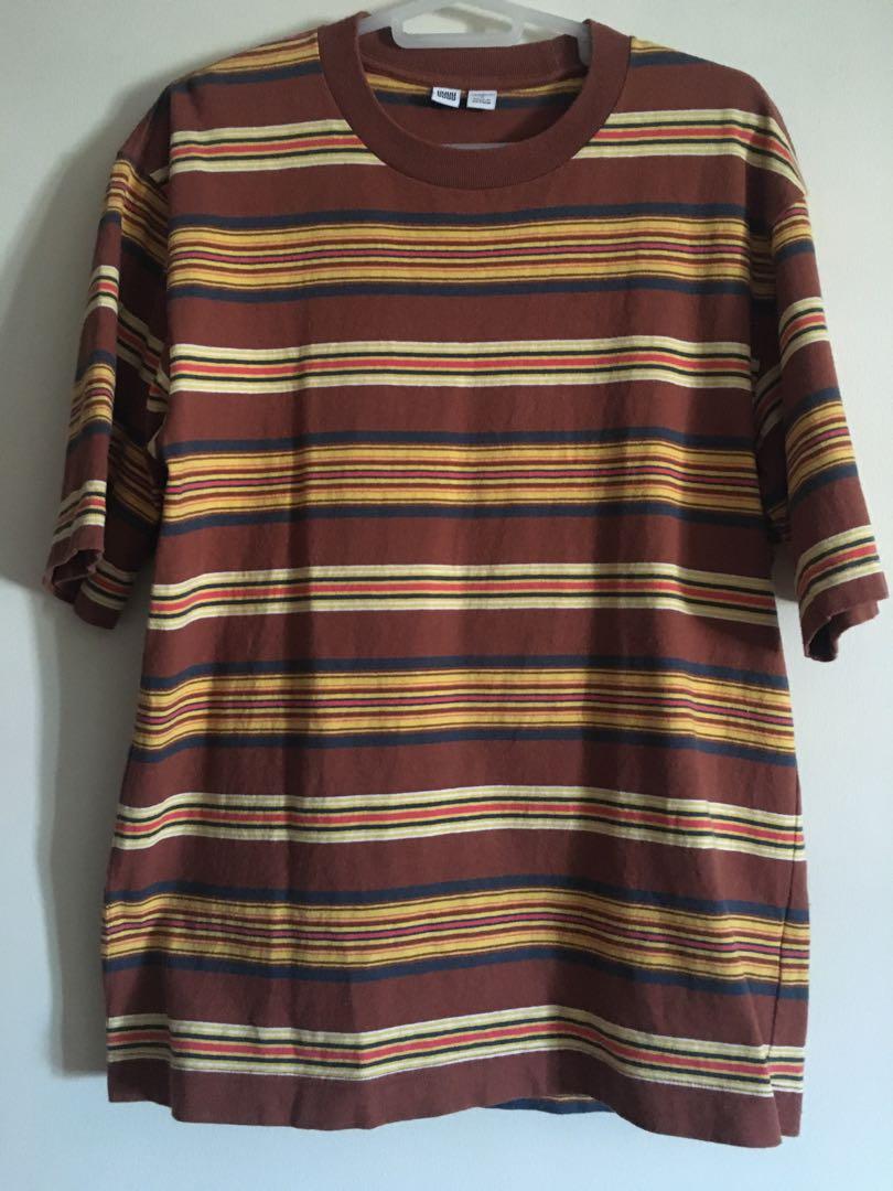 Uniqlo Oversized Multicolor U shirt (Category: Tshirts & Polo Shirts ) located in Quezon City. Submitted by raymoncris (Listing ID 1080814357, Image 1). Description: 500 + Sf Size: small Condition: 9/10 (used twice) RFS: Decluttering .