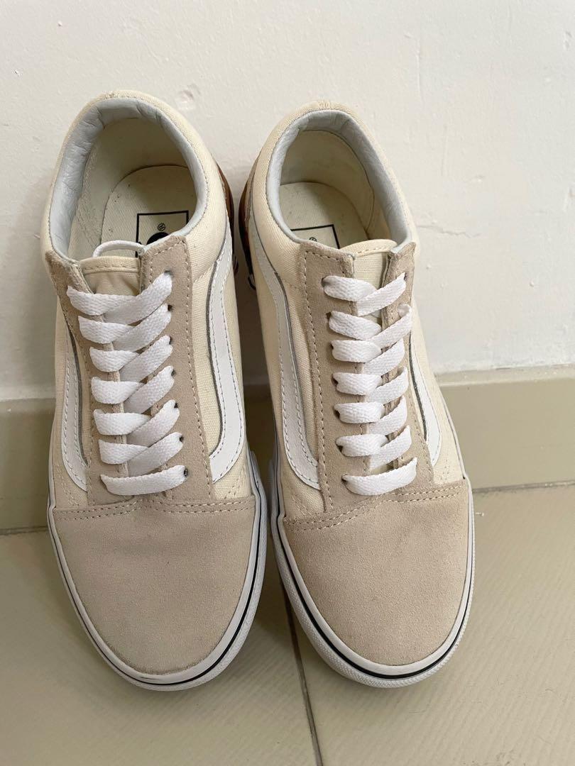 VANS Old Skool Gum Block Classic White unisex Women s Fashion Footwear Sneakers on Carousell
