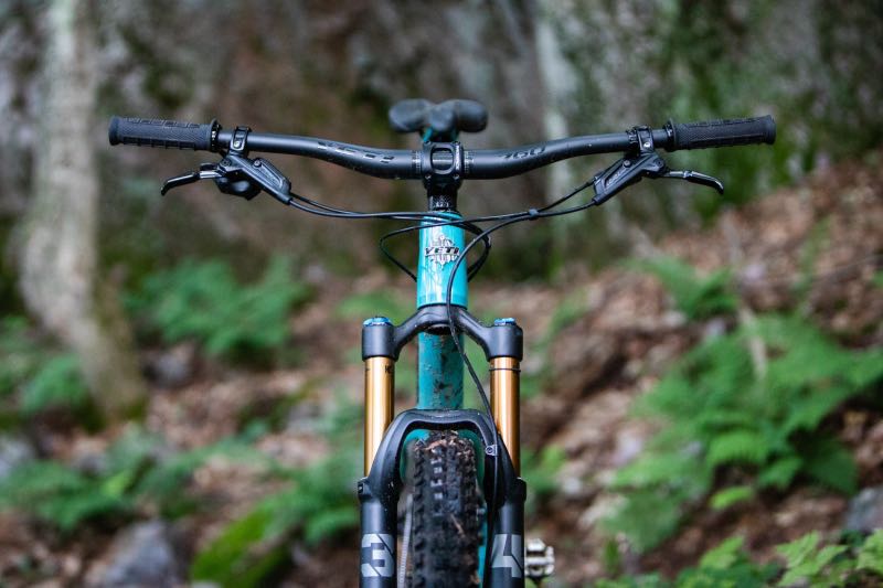 yeti carbon handlebars