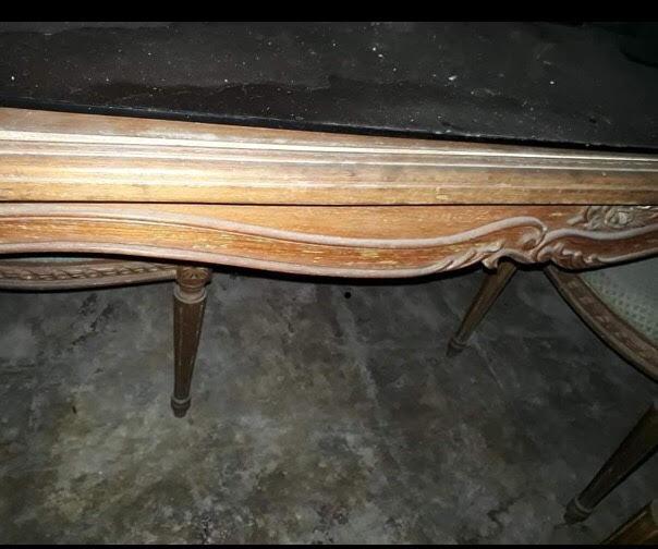 Antique 10 Seater Dining Table (Category: Tables & Sets) located in Manila. Submitted by cheapestsht (Listing ID 1081119011, Image 3). Description: Preloved Antique 10 Seater Dining Table Antique 10 Seater Dining Table Kindly PM or SMS Text me for more info or pictures. .