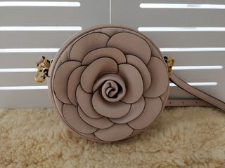 (Category: ) located in . Submitted by champlow (Listing ID 1081060215, Image 1). Description: .