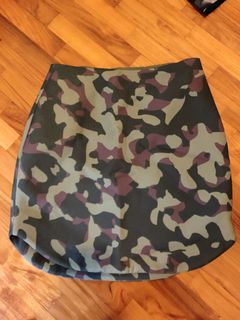 (Category: ) located in . Submitted by jessicarabbit87 (Listing ID 1081024997, Image 1). Description: .