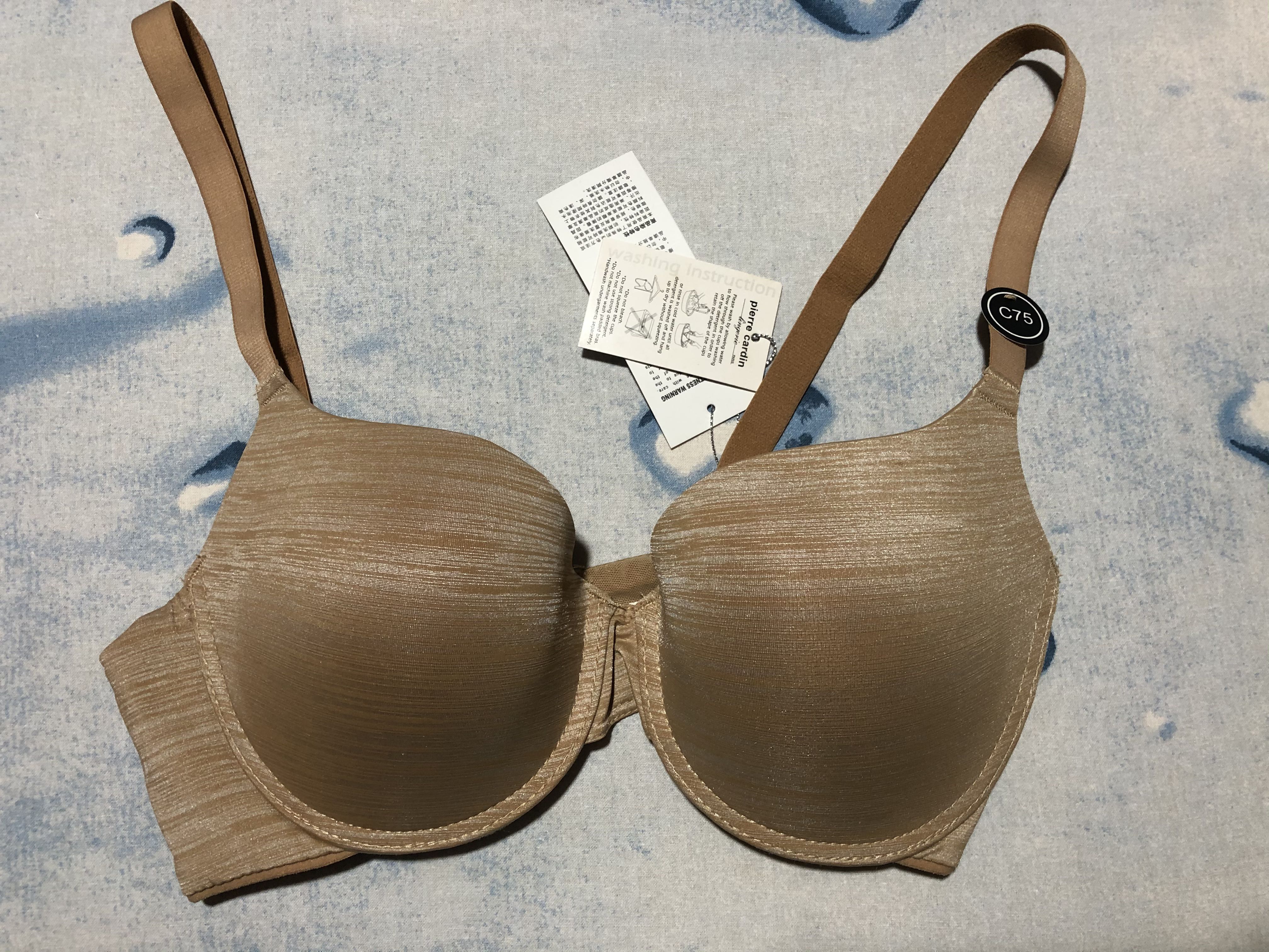 Pierre cardin black push up bra C75 (C34), Women's Fashion, New  Undergarments & Loungewear on Carousell