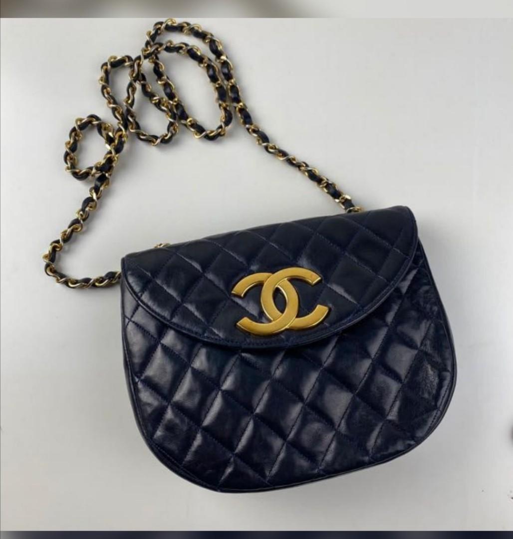 Chanel vintage Big CC sling bag