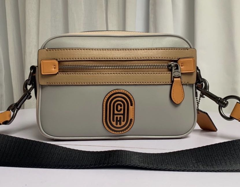 Coach Academy Crossbody Bag, Luxury, Bags & Wallets on Carousell