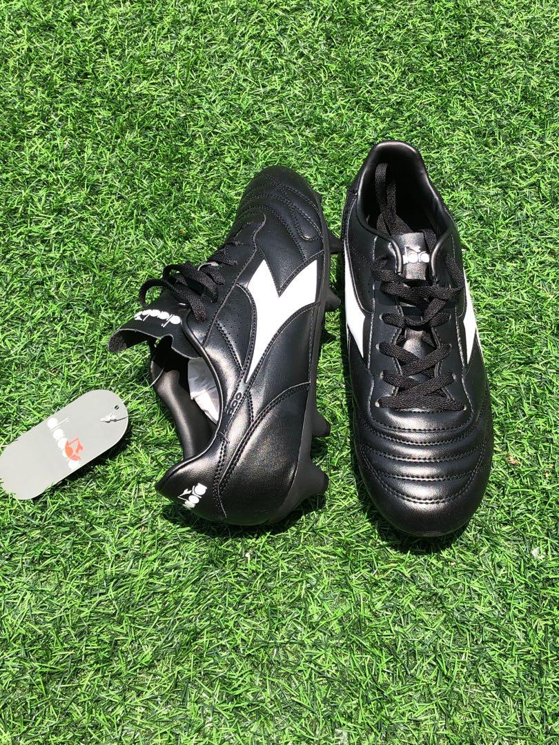 Diadora on sale football trainers
