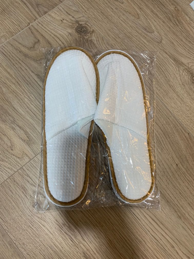 disposable bathroom slippers