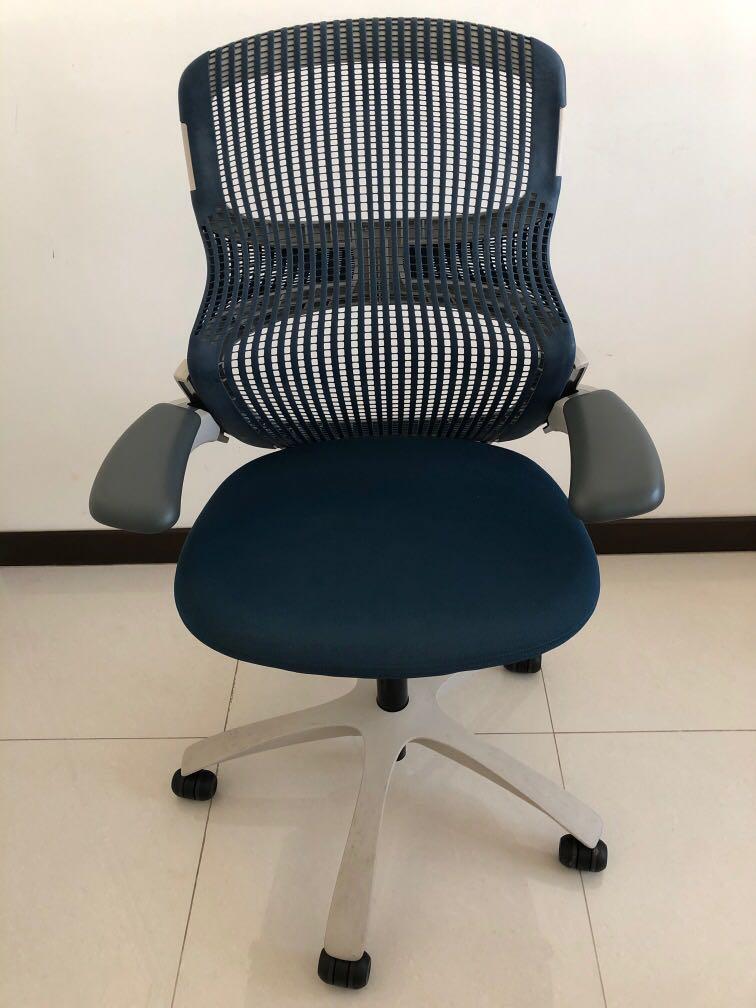 Ergonomic chair Knoll not steelcase leap Herman Miller aeron