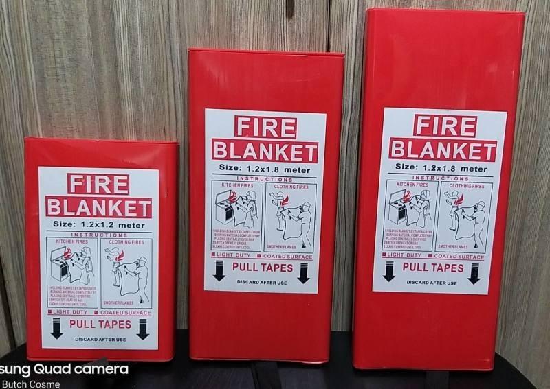 Fire Blanket with Freebies (Category: Other Security Devices) located in Manila. Submitted by aaronmerchandise (Listing ID 1081033154, Image 1). Description: Fire Blankets -A fire retardant sheet designed to extinguish starting fires. -Can also be used to wrap around your body and act as a heat shield. -Ideal for the kitchen, fireplace, grill, car, camping and so on. -Unlike the fire extinguishers, the fire blanket does not leave a mess after a f