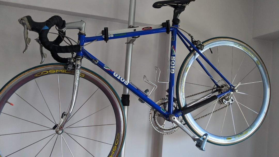 gios evolution (Category: Bicycles) located in Singapore. Submitted by Liquid5 (Listing ID 1081061667, Image 1). Description: frame in pristine mint condition as same on phots. ultegra parts all. cash and carry at bedok north. for those who appreciate this vintage steel bike.