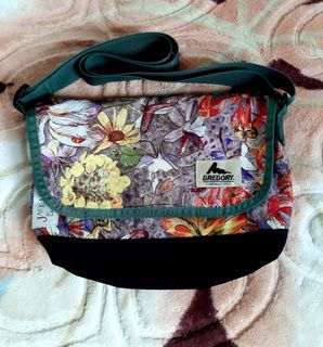 (Category: ) located in . Submitted by awg_nat (Listing ID 1081018520, Image 1). Description: .