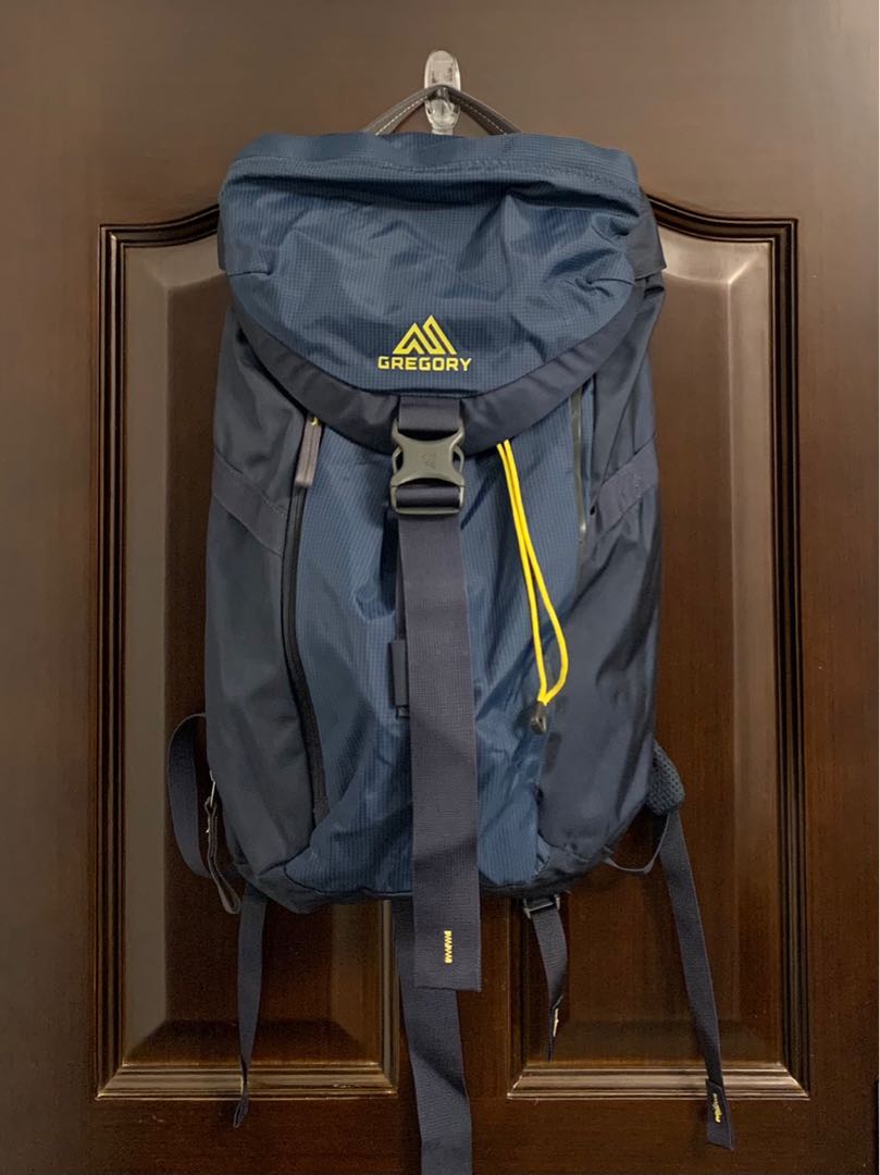 90 New Gregory Sketch 28L Backpack Carousell
