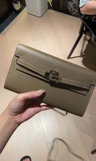 （分類：）位於 。 由 lowbppl 提交（商品編號 1081121324，圖片 1）。簡介： 。