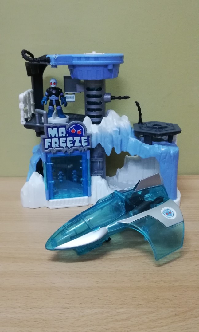 Imaginext mr freeze playset clearance