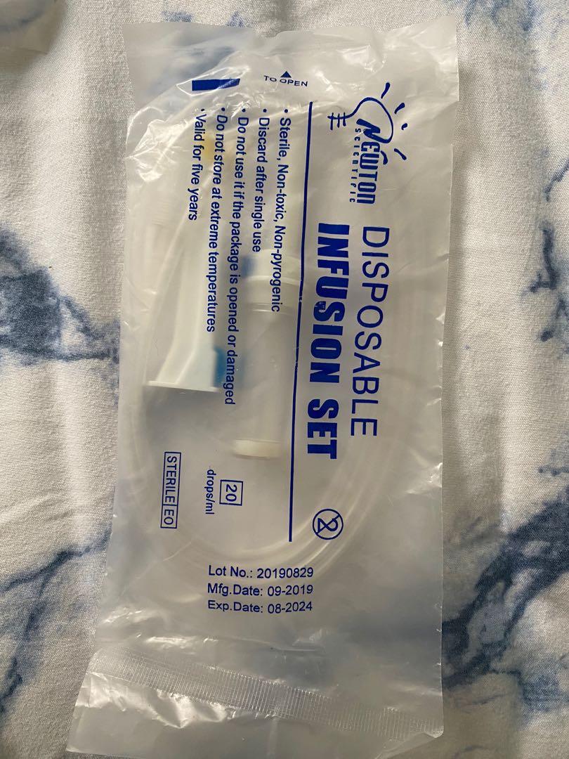 IV drip set (Category: Bathroom & Kitchen Fixtures) located in Singapore. Submitted by icrem8 (Listing ID 1081039821, Image 2). Description: IV drip sets PM me for details. Delivery can be discussed..