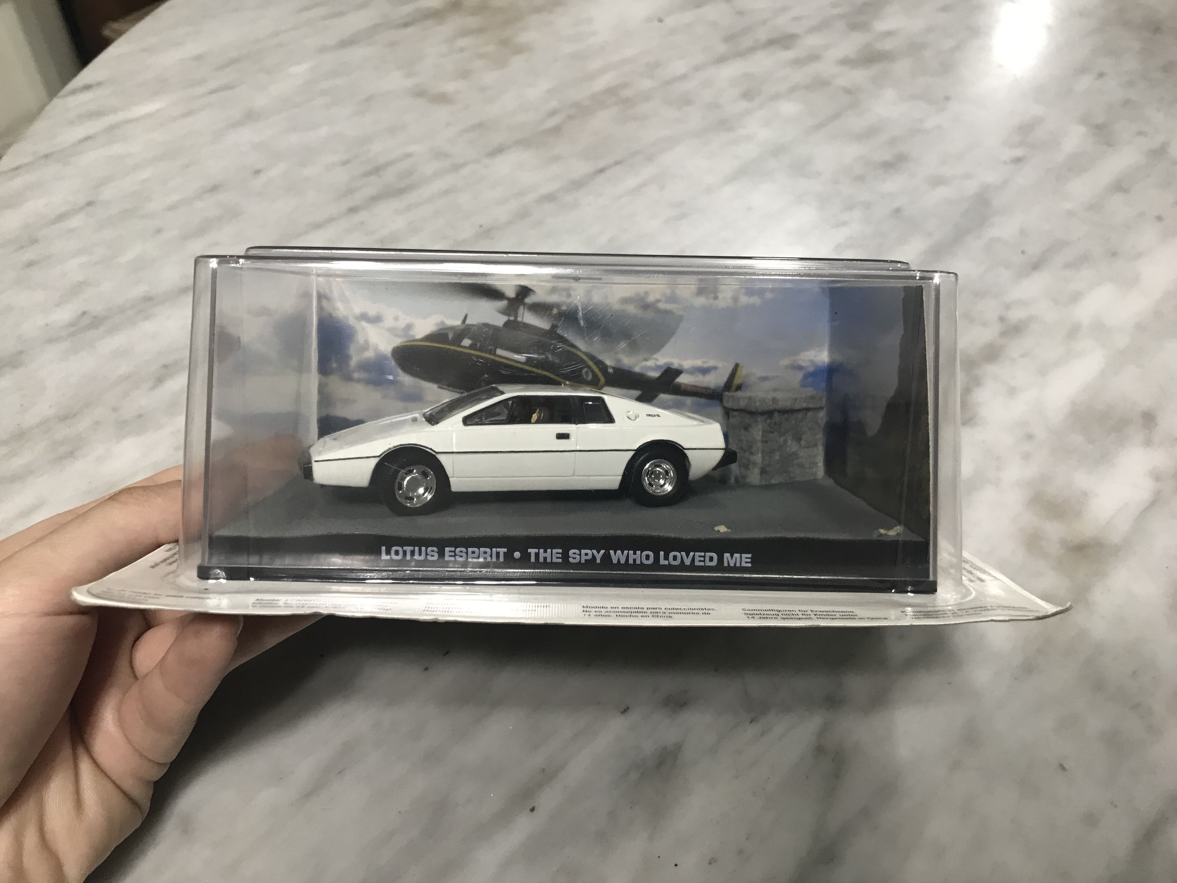 James bond shop lotus esprit toy