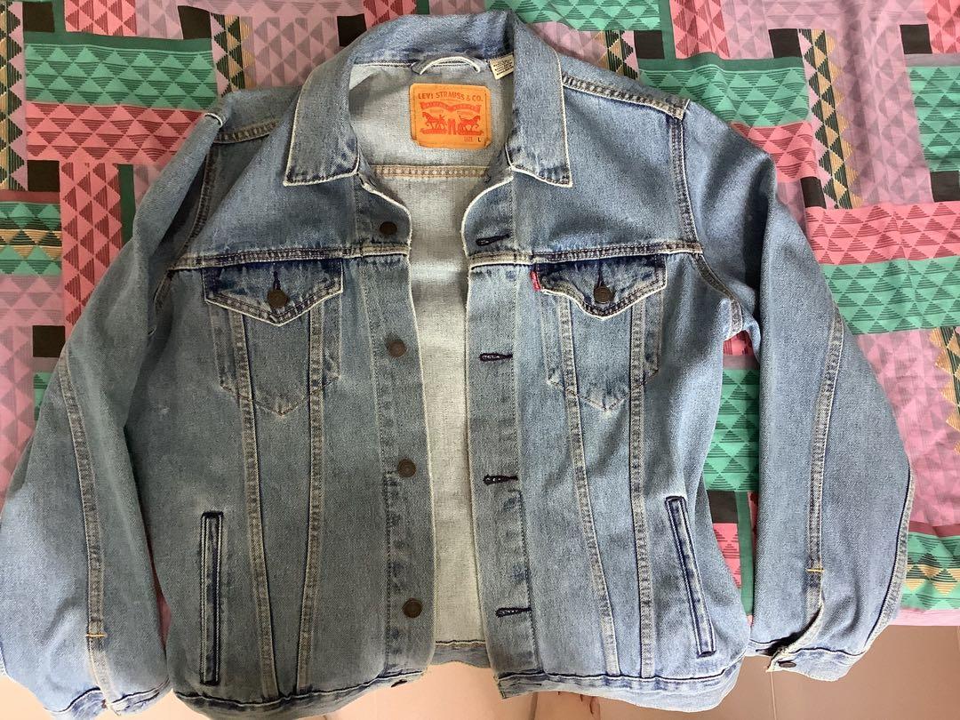 Levi's Denim trucker Jacket new Levis light blue vintage, Men's Fashion,  Coats, Jackets and Outerwear on Carousell