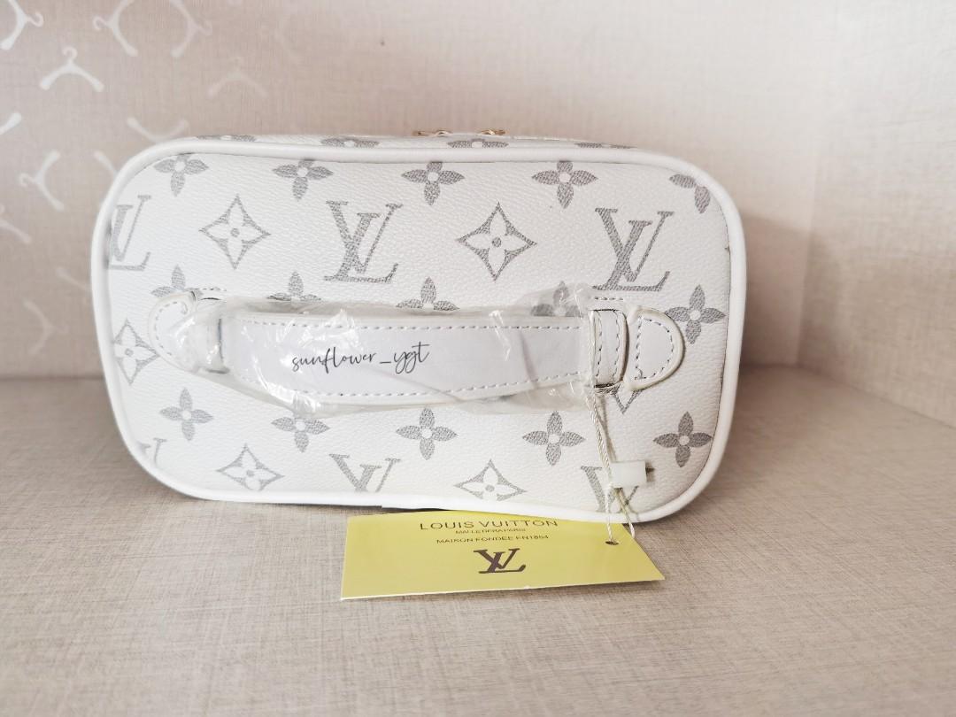Pack my Louis Vuitton Nice Mini Makeup Bag with me! #nicemini #makeup, Mini  Makeup Bag