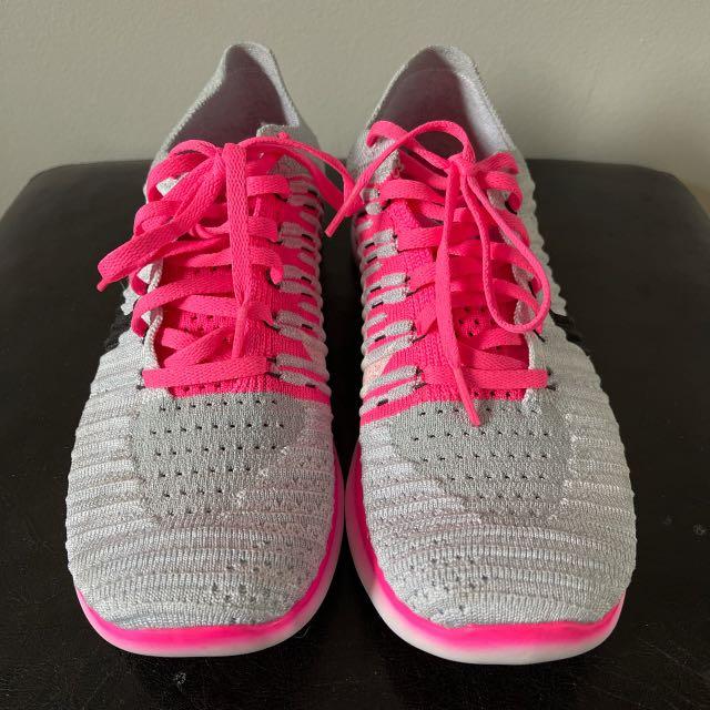 NIKE FLYKNIT SZ 6 YOUTH Women s Fashion Shoes on Carousell