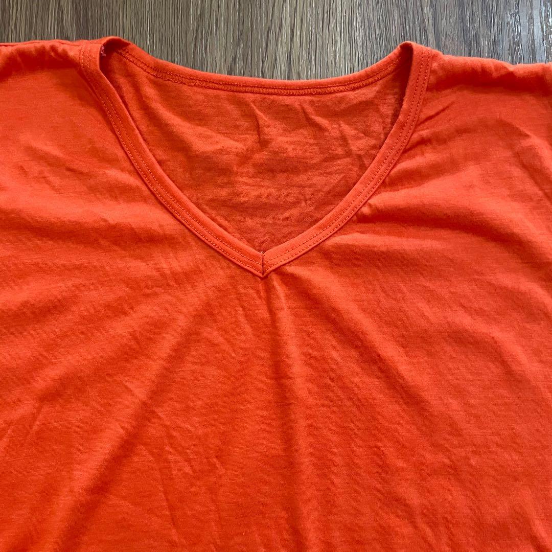 Blouse Tee T-Shirt Atasan Kaos Polos 
