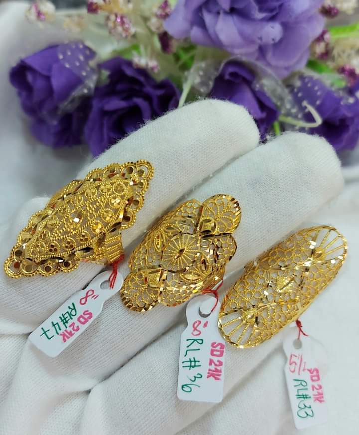 Saudi 21K Gold Ladies Ring